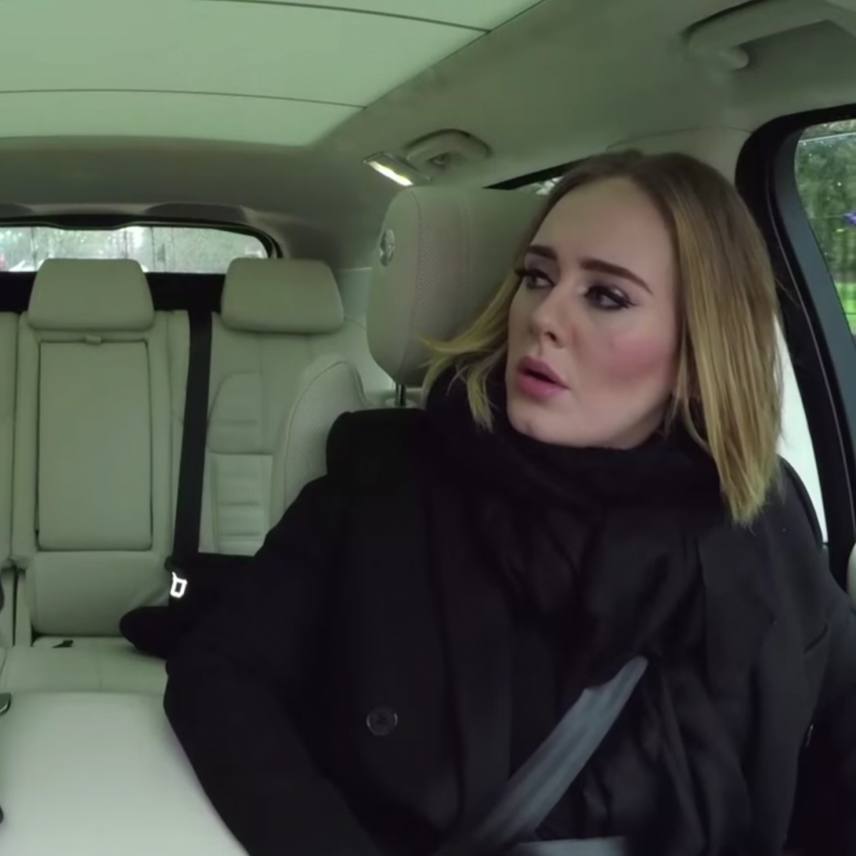 Adele fait un tour de voiture avec James Corden - TÊTU