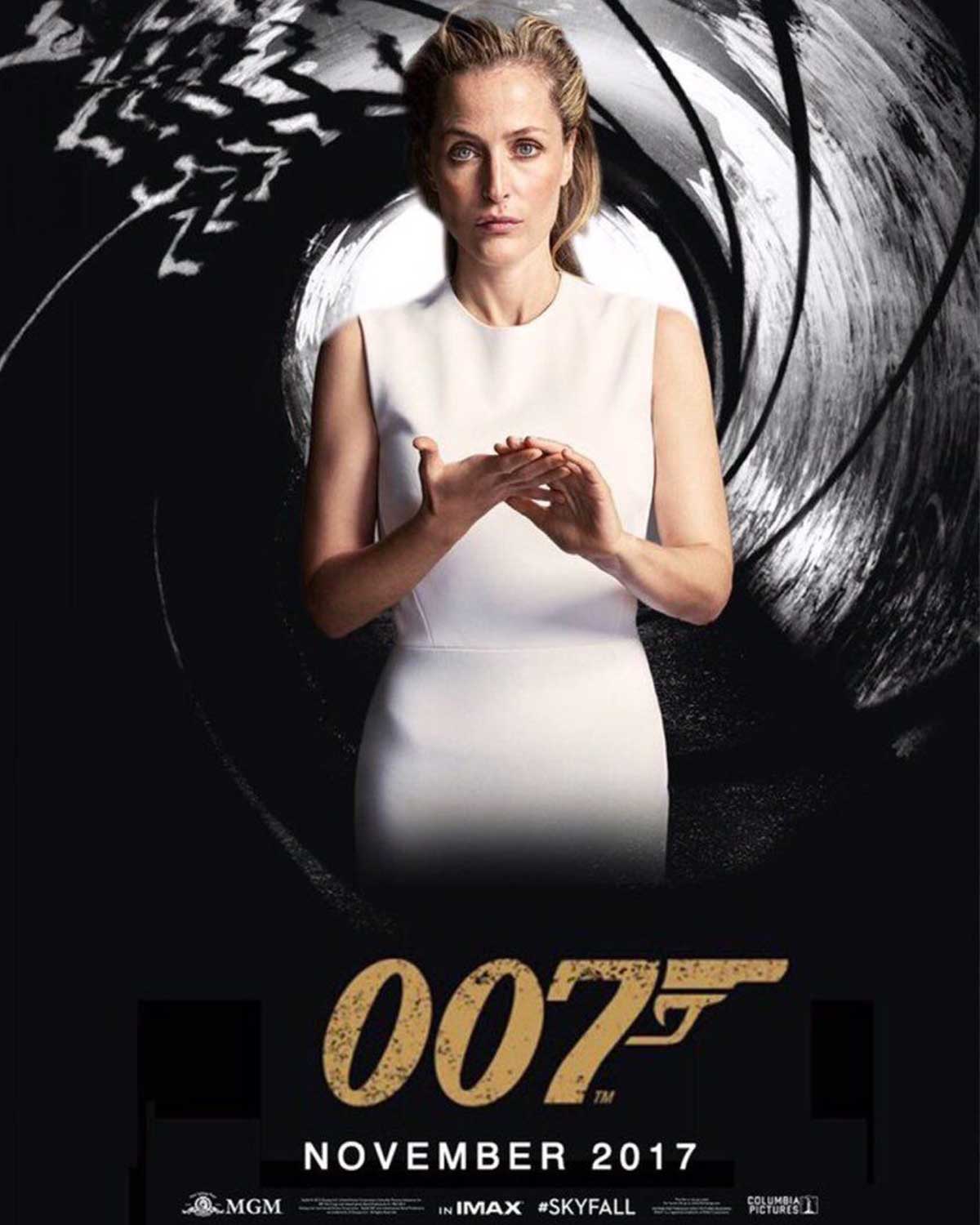 007 женщина. Джиллиан Андерсон 007. Джиллиан Андерсон Бонд. Агент 007 женщина. Агент 007 женщина образ.