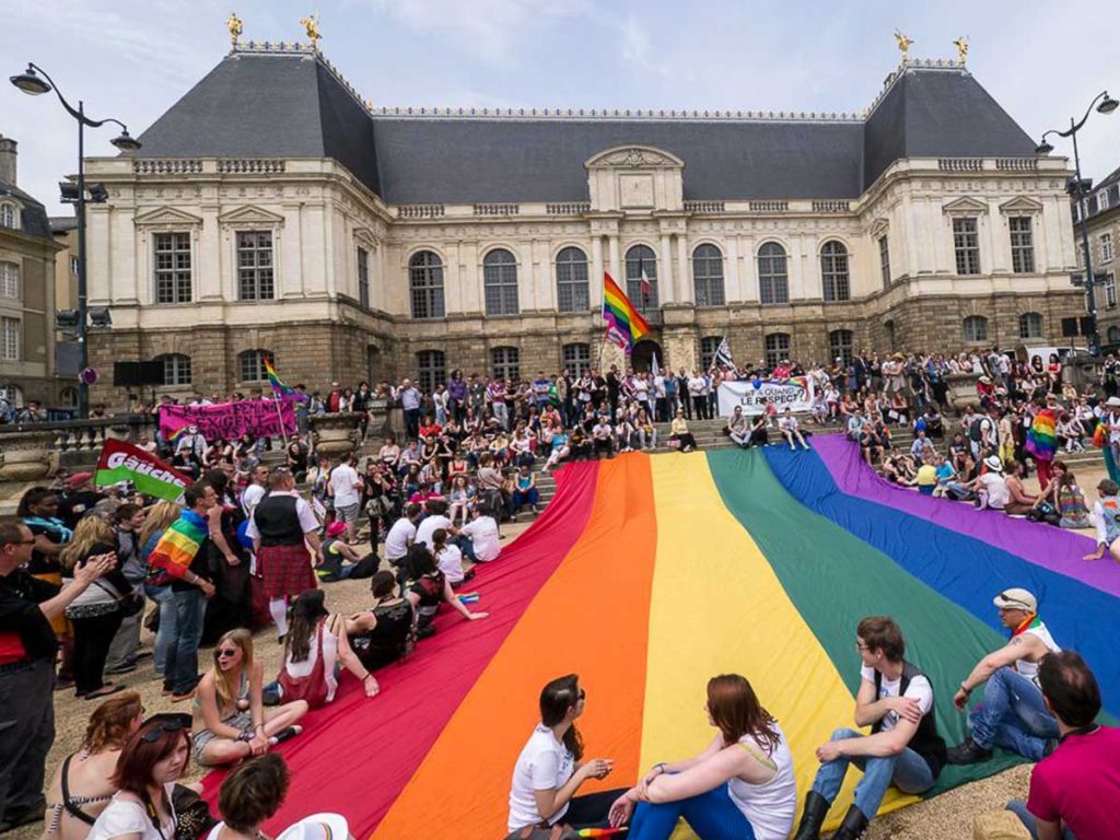 Rennes Gay Pride Marche des fiertés Front National