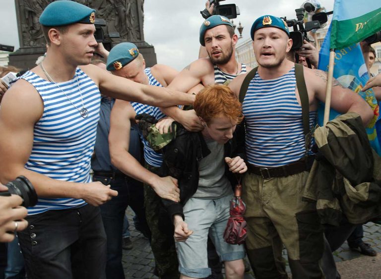 demande à ses ressortissants de ne pas être homophobes ministère des Affaires étrangères russe conseils aux voyageurs