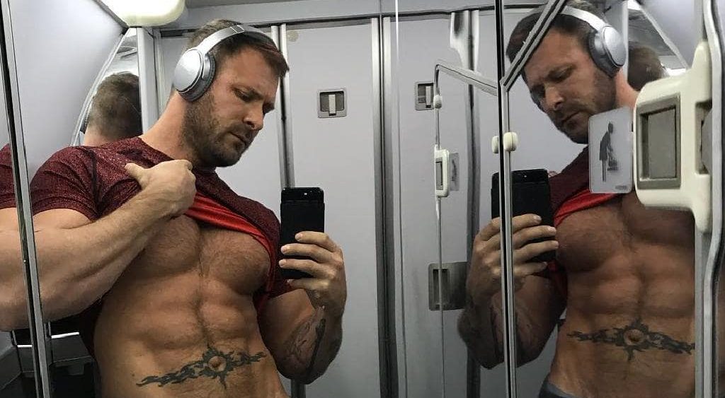 Austin Wolf Gay Porn - https://tetu.com/wp-content/uploads/2018/10/austin-wolf-plane-e1540201943222.jpeg