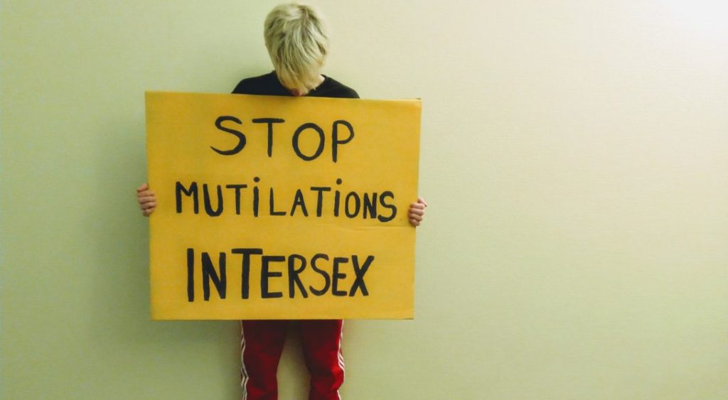 Les personnes intersexes demandent l'arrêt des mutilations