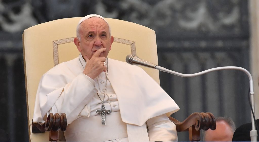 Le pape François médite sur l'homosexualité