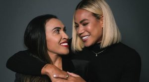La footballeuse brésilienne Marta Vieira da Silva et sa compagne ...