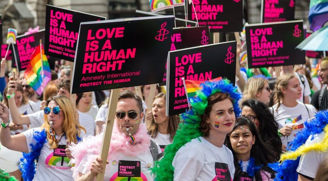 "Comment Prouver Que Je Suis Lesbienne ?" Le SOS Des Demandeurs D'asile ...