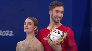 JO d'hiver 2022 : Guillaume Cizeron et Gabriella Papadakis repartent avec l'or