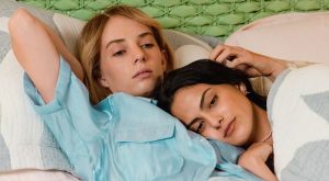 Bande-annonce : "Do Revenge", le prochain film lesbien de Netflix