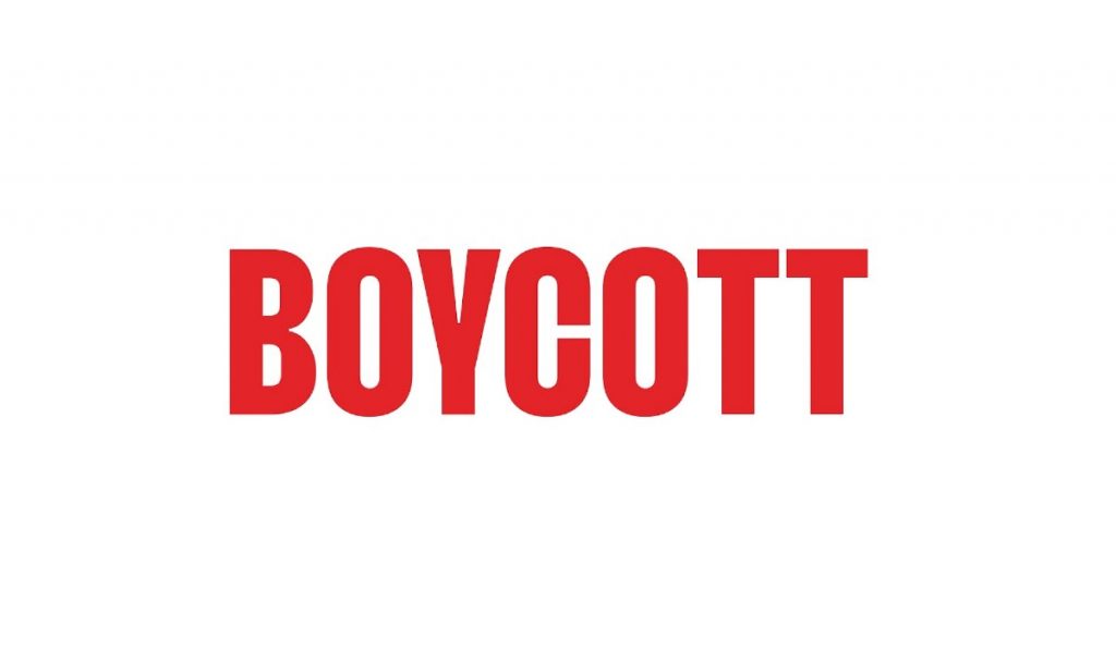 #BoycottQatar2022