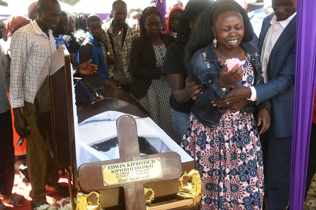 Les obsèques d'Edwin Chiloba au Kenya