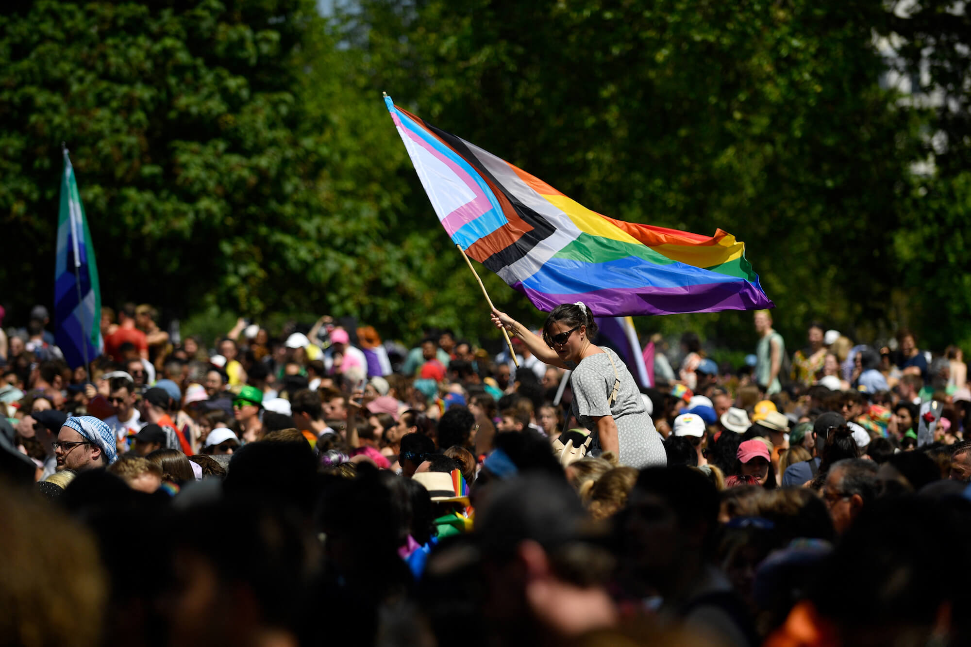 La Pride de Paris annulée par les JO 2024 ? Un emballement infondé