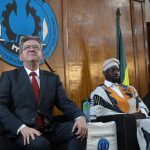 Jean-Luc Mélenchon invité à un débat au Sénégal avec le Premier ministre Ousmane Sonko.