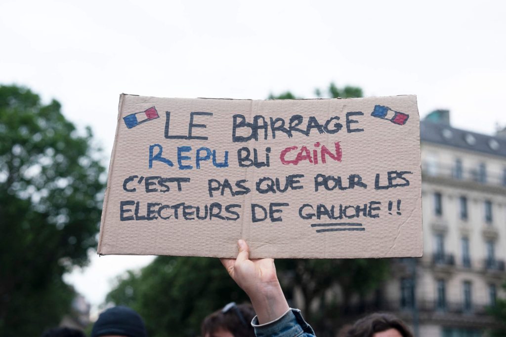 Rassemblement à Paris contre le RN au soir du premier tour des élections législatives, le 30 juin 2024.
