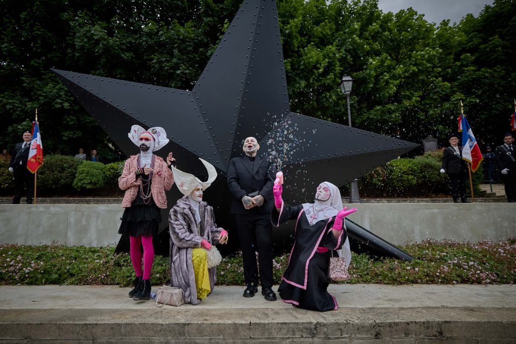 Le premier mémorial de France dédié aux victimes homosexuelles de la déportation, Paris.