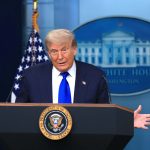 Le président américain Donald Trump a donné une conférence de presse à la Maison-Blanche après l'annonce des décisions de la Cour suprême.