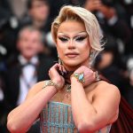Nicky Doll, queen animatrice de "Drag Race France".