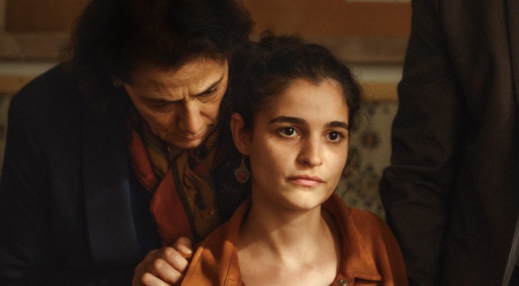 a voix basse,film lgbt,tunisie,leyla bouzid